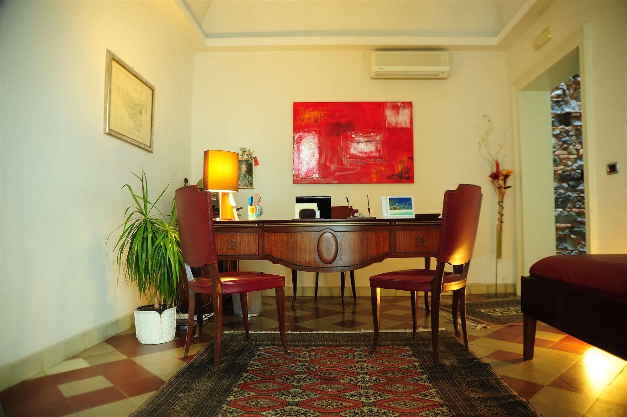Sangiuliano114 B&B Catania Exterior photo